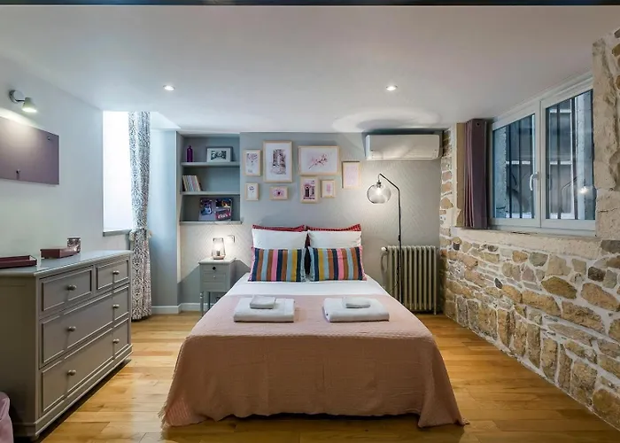 Charlie-Meublee Haut De Gamme-Duplex-260M2-Lyon 1