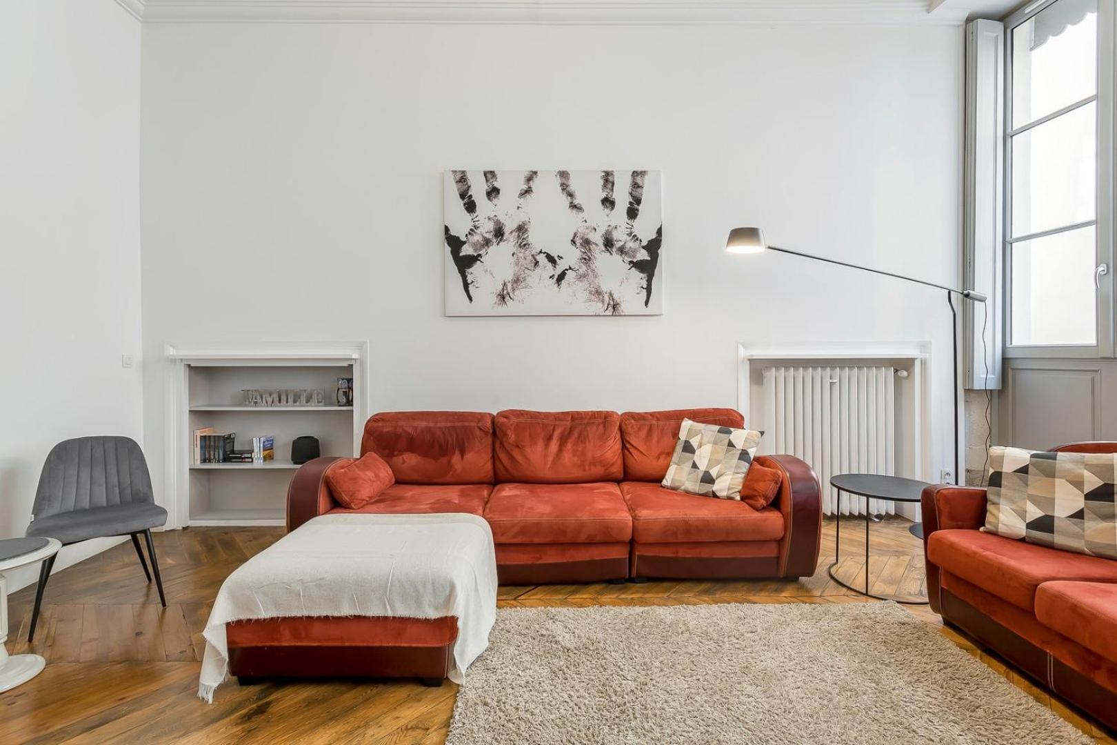 Charlie-meublee De Gamme-duplex-260m2-lyon 1 Apartment Lyon