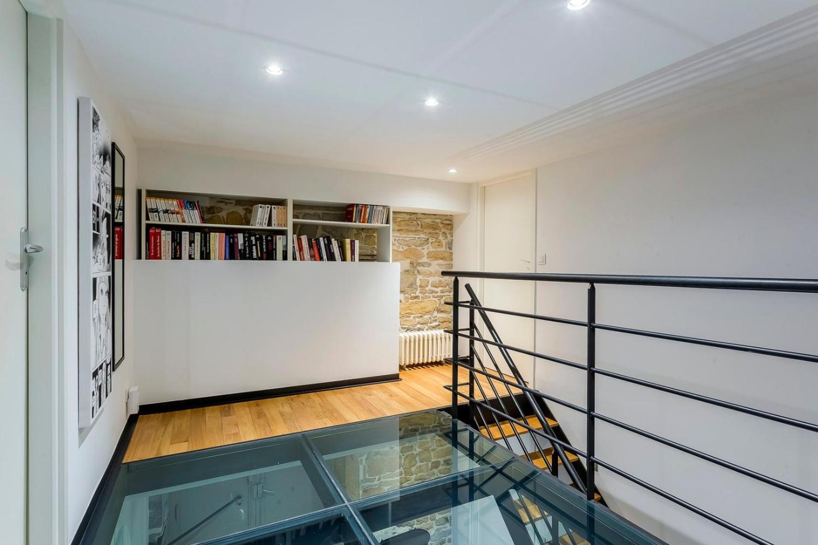Charlie - Furnished - Downtown *