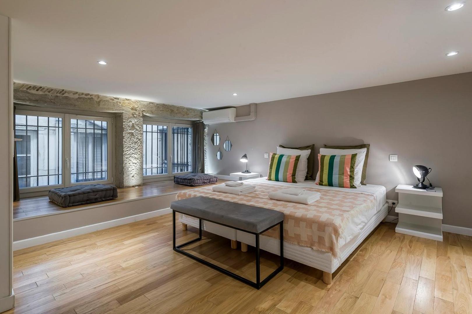Apartment Charlie-meublee De Gamme-duplex-260m2-lyon 1