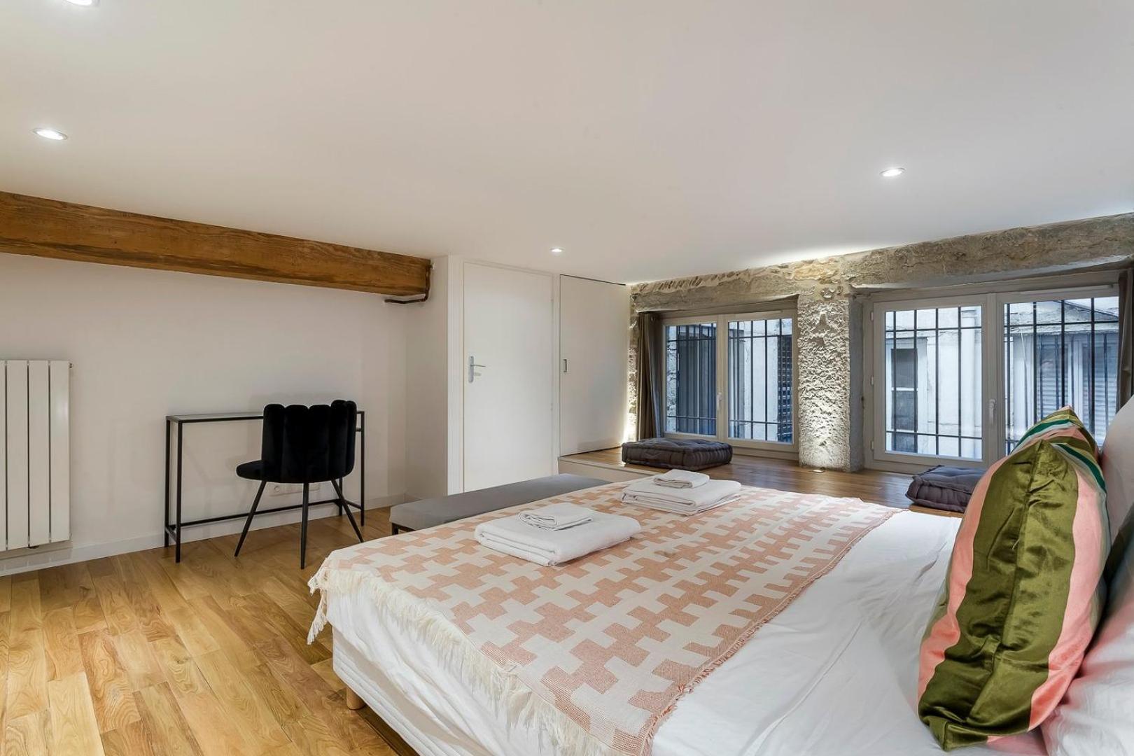 Apartment Charlie-meublee De Gamme-duplex-260m2-lyon 1 Lyon